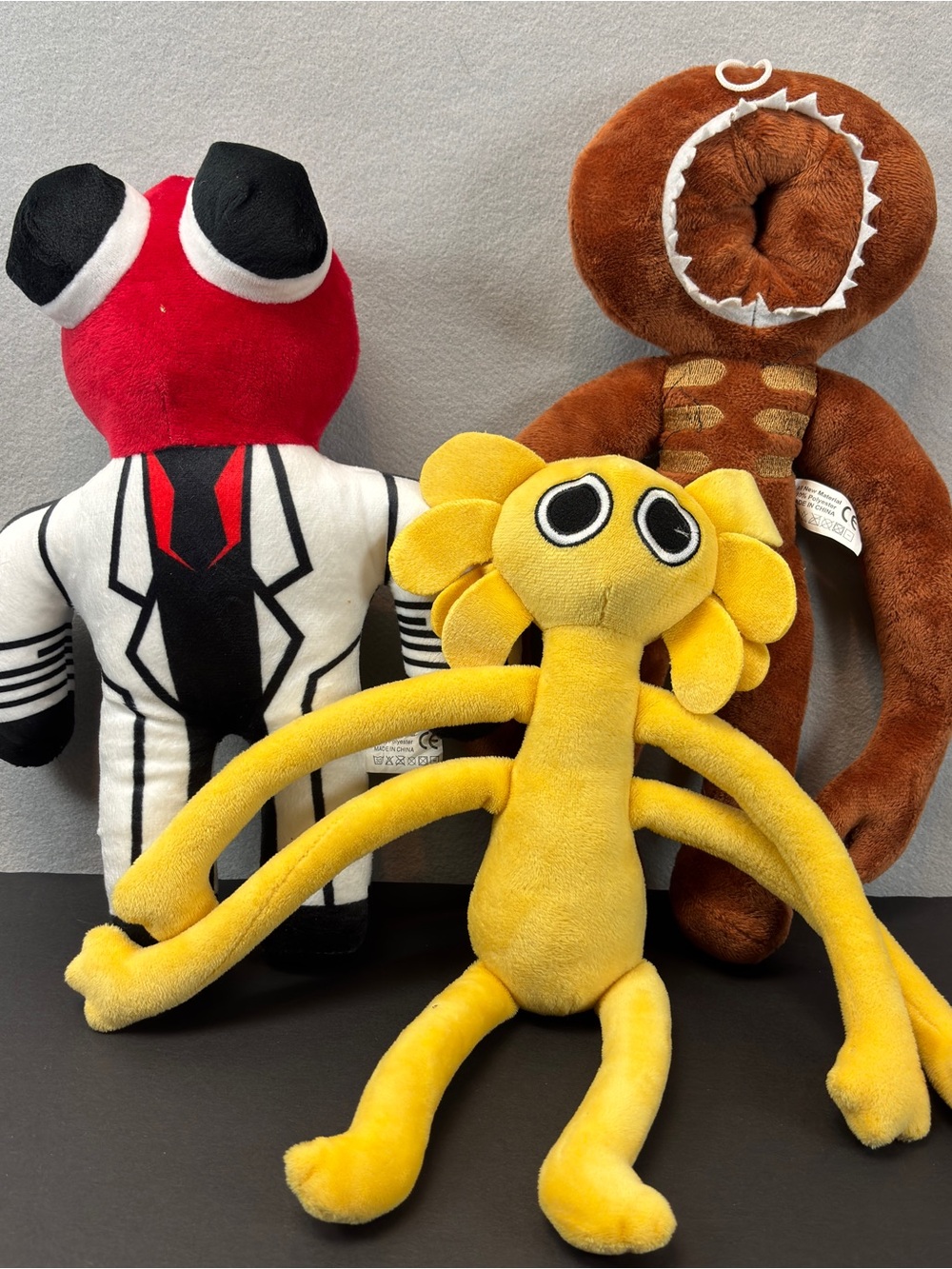 Rainbow friends plush bundle
